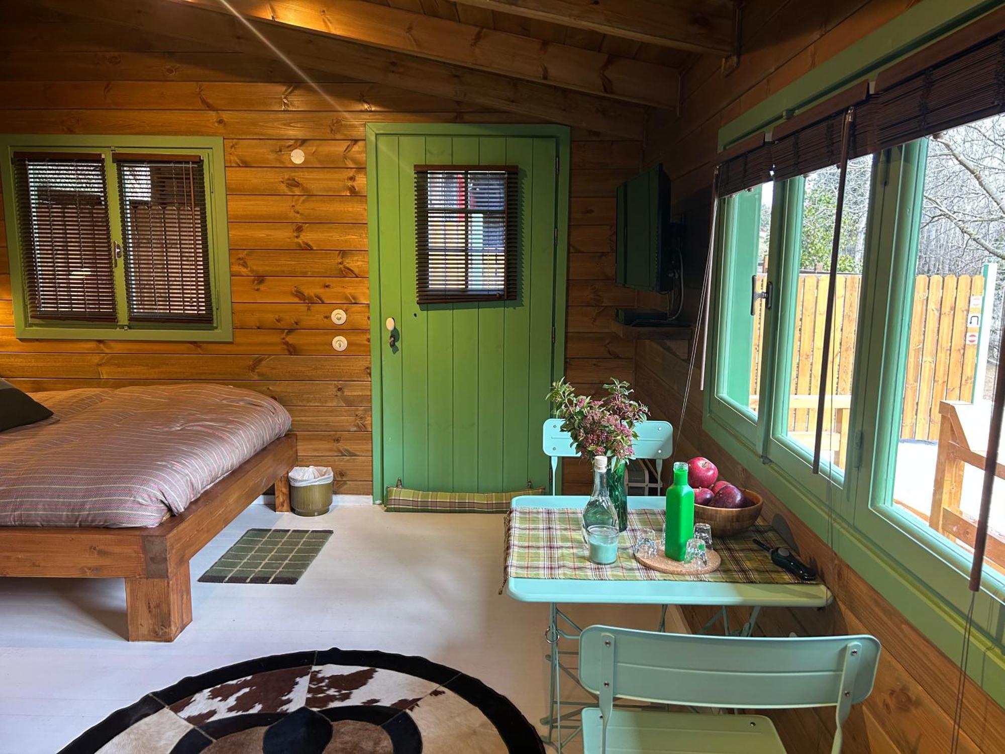 Vasilikia Mountain Farm & Retreat Guest House Павлиани Екстериор снимка